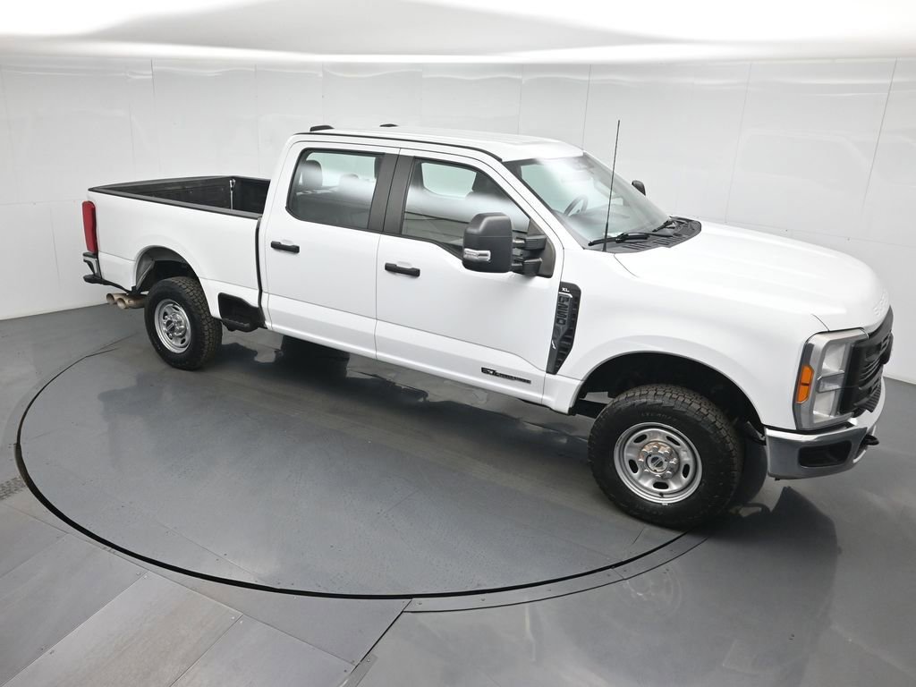 Certified 2023 Ford F250 XL w/ FX4 Off-Road Package image 4