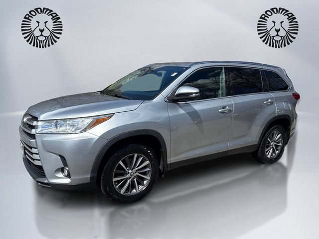 Used 2019 Toyota Highlander XLE