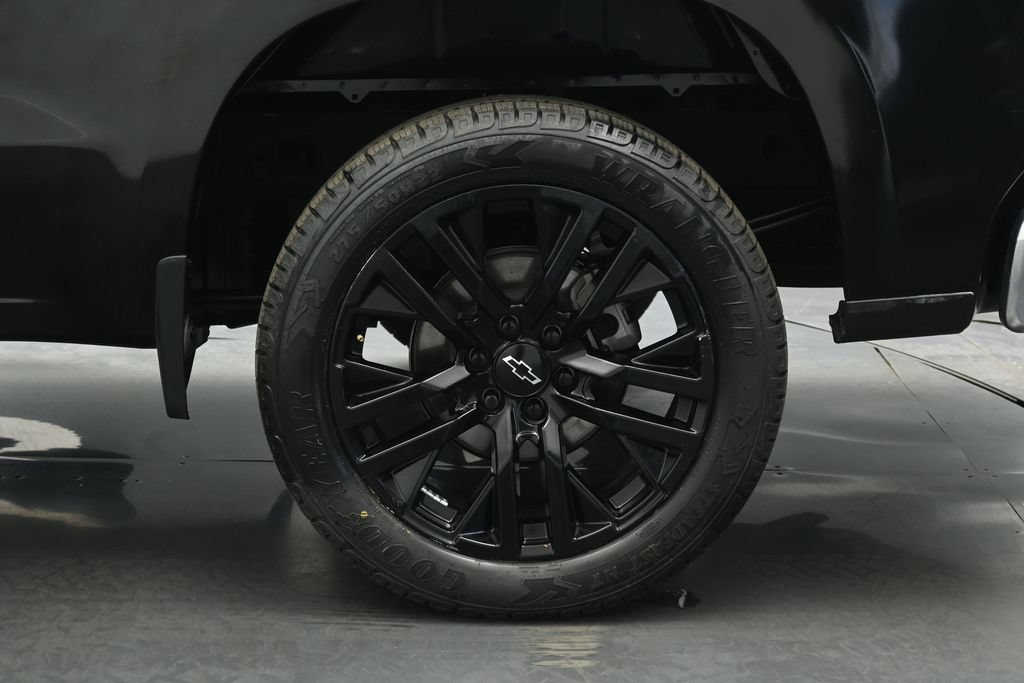 Used 2020 Chevrolet Silverado 1500 LT w/ All-Star Edition RWD image 22