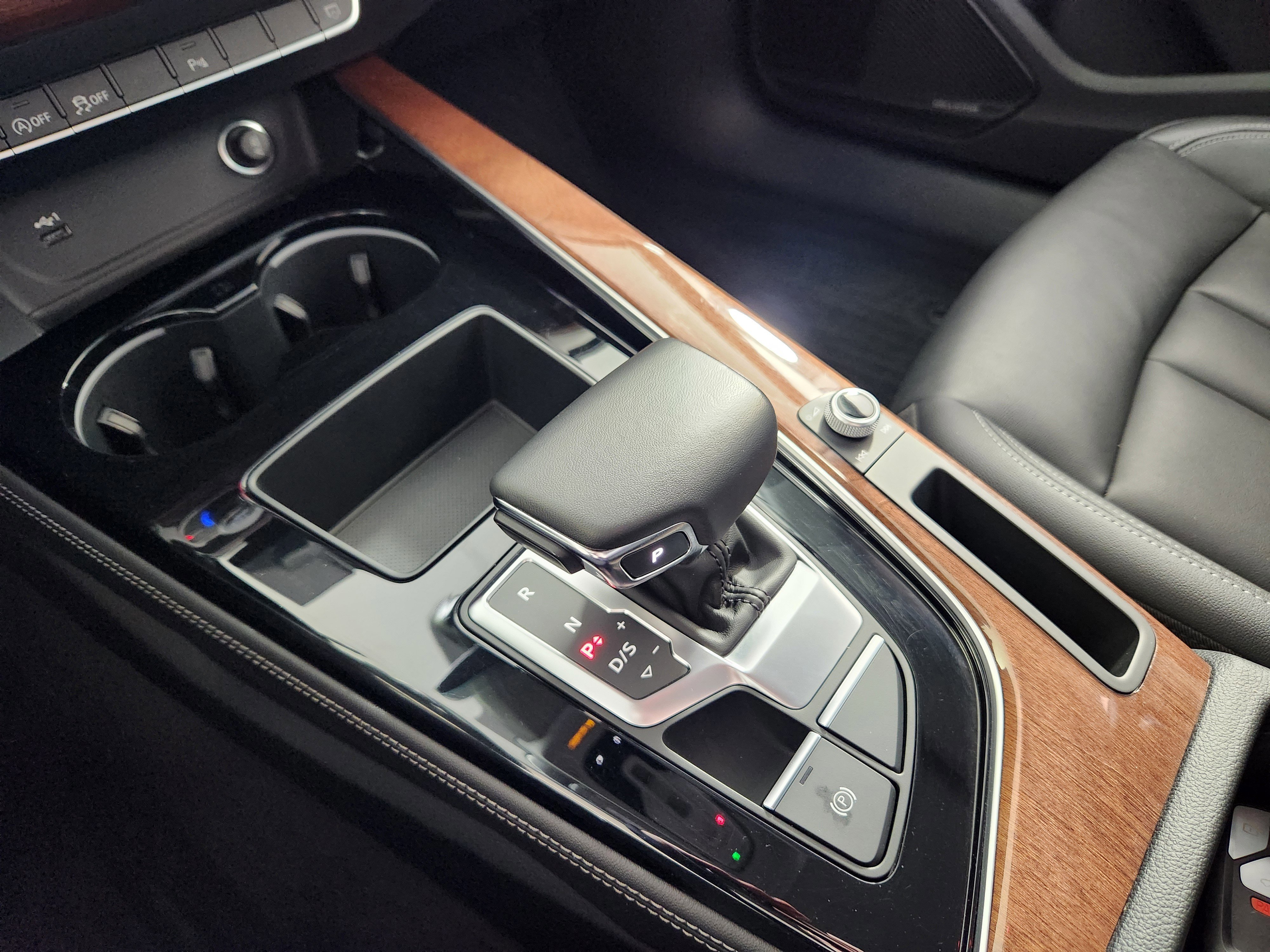 Used 2022 Audi A5 2.0T Premium Plus w/ Premium Plus image 25