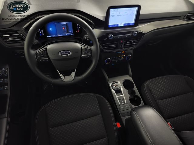Certified 2023 Ford Escape Active AWD/4WD image 35