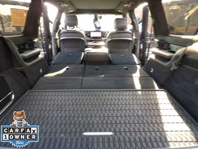 Used 2023 Jeep Grand Wagoneer Series III image 34
