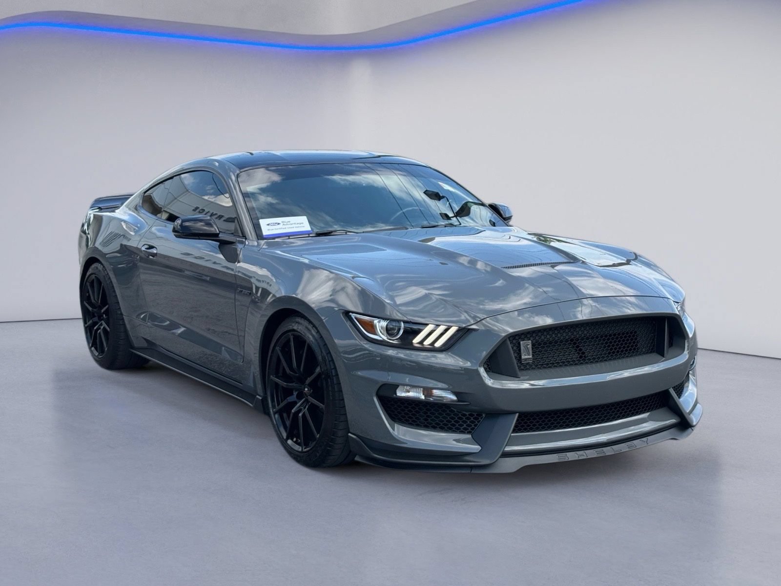 Certified 2018 Ford Mustang Shelby GT350 w/ Electronics Package RWD image 5