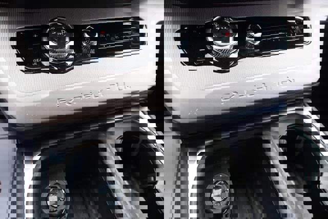 Certified 2025 Ford Expedition Max Active image 27