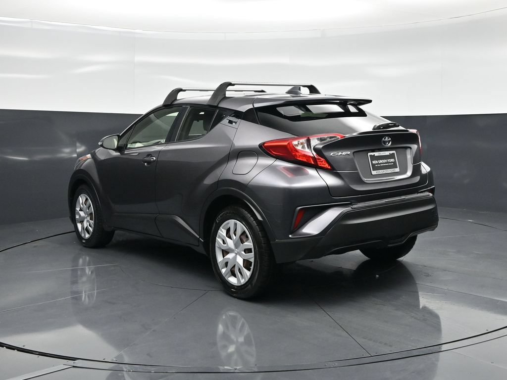 Used 2020 Toyota C-HR LE FWD image 6