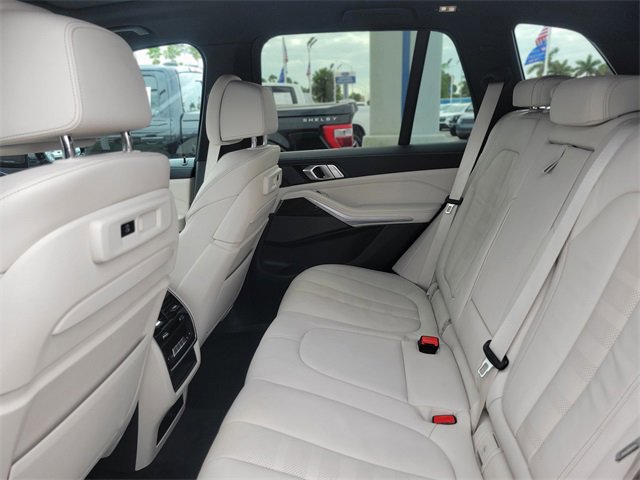 Used 2020 BMW X5 xDrive40i w/ Premium Package image 10