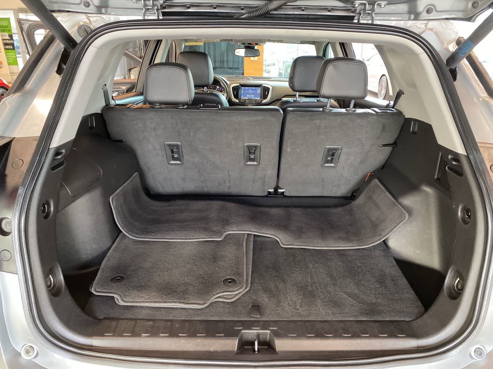 Used 2024 GMC Terrain SLT FWD image 28