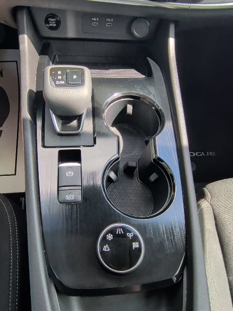 Used 2024 Nissan Rogue S AWD/4WD image 22