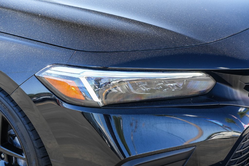 Used 2023 Honda Civic Sport image 13