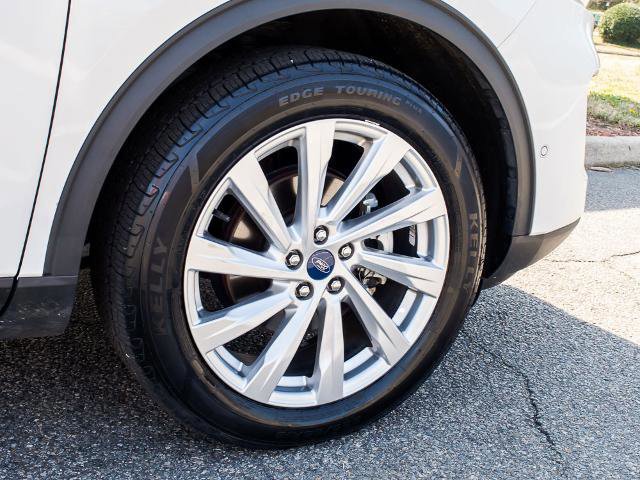 Certified 2022 Ford Escape Titanium w/ Titanium Elite Package image 8