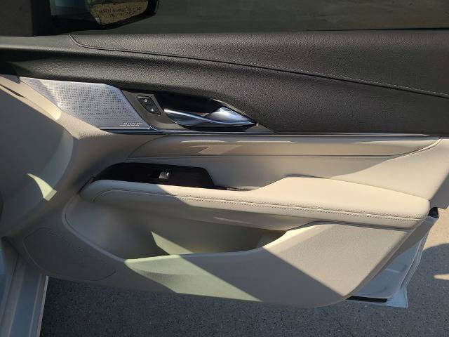 Used 2021 Cadillac CT4 Luxury w/ Bose Premium Audio Package RWD image 8
