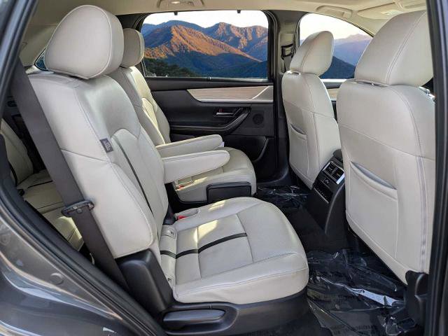 Used 2024 MAZDA CX-90 3.3 Turbo w/ Premium Package image 23