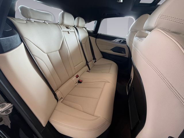 Used 2023 BMW i4 eDrive35 RWD image 18