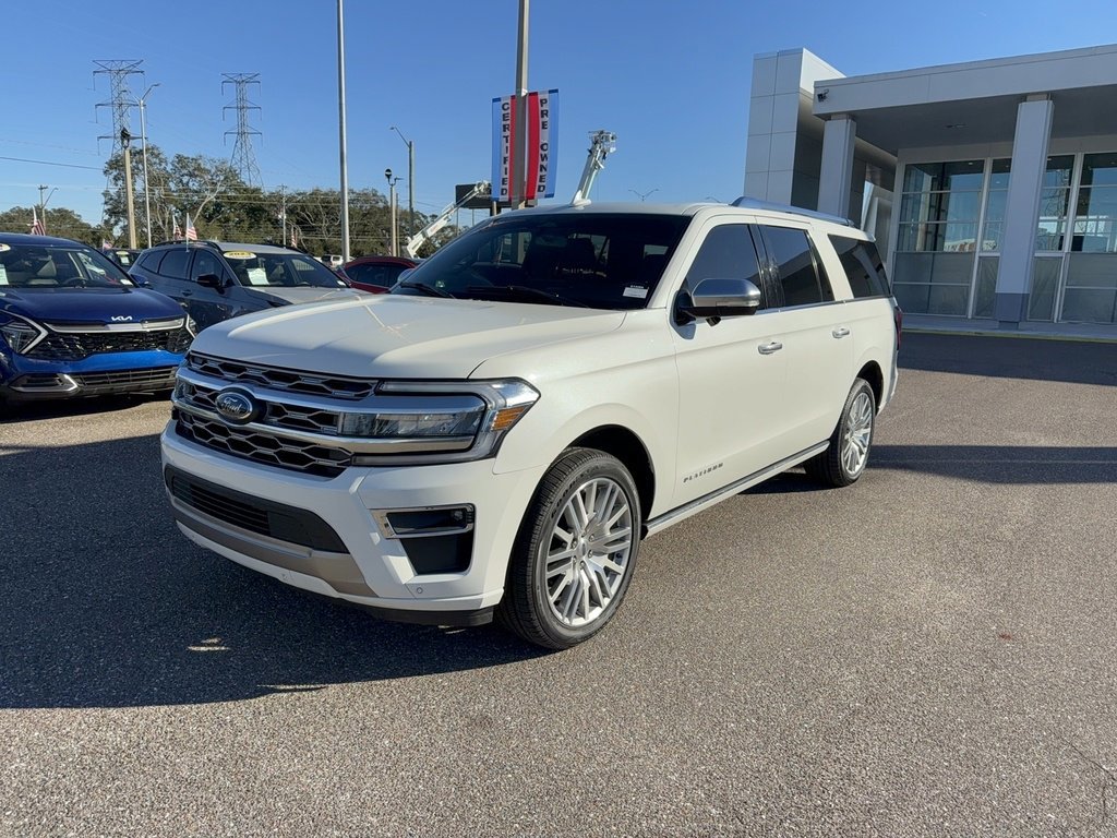 Certified 2023 Ford Expedition Max Platinum image 5