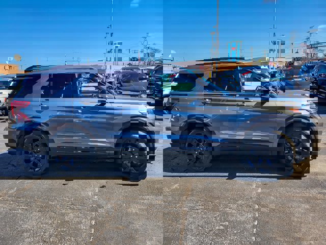 Certified 2023 Ford Explorer ST-Line w/ Class IV Trailer Tow Package image 6