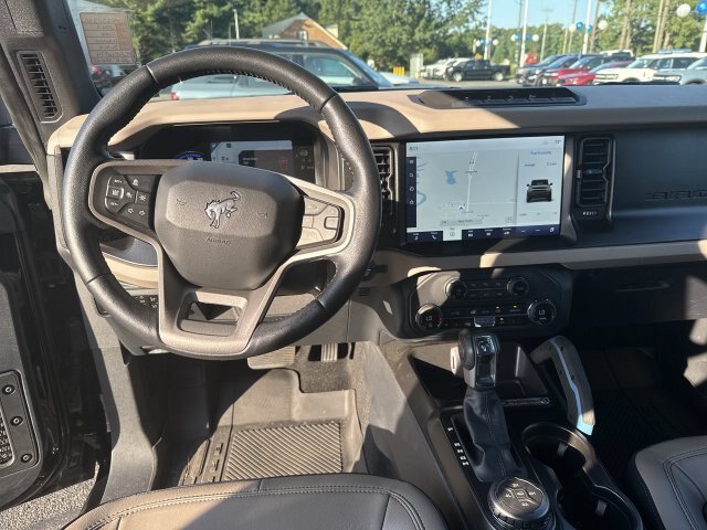 Certified 2023 Ford Bronco Wildtrak AWD/4WD image 25
