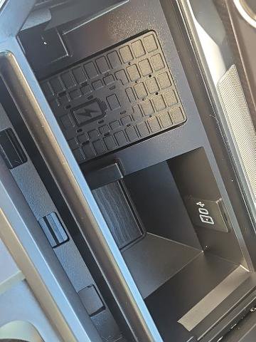 Certified 2025 Ford F350 Platinum image 35