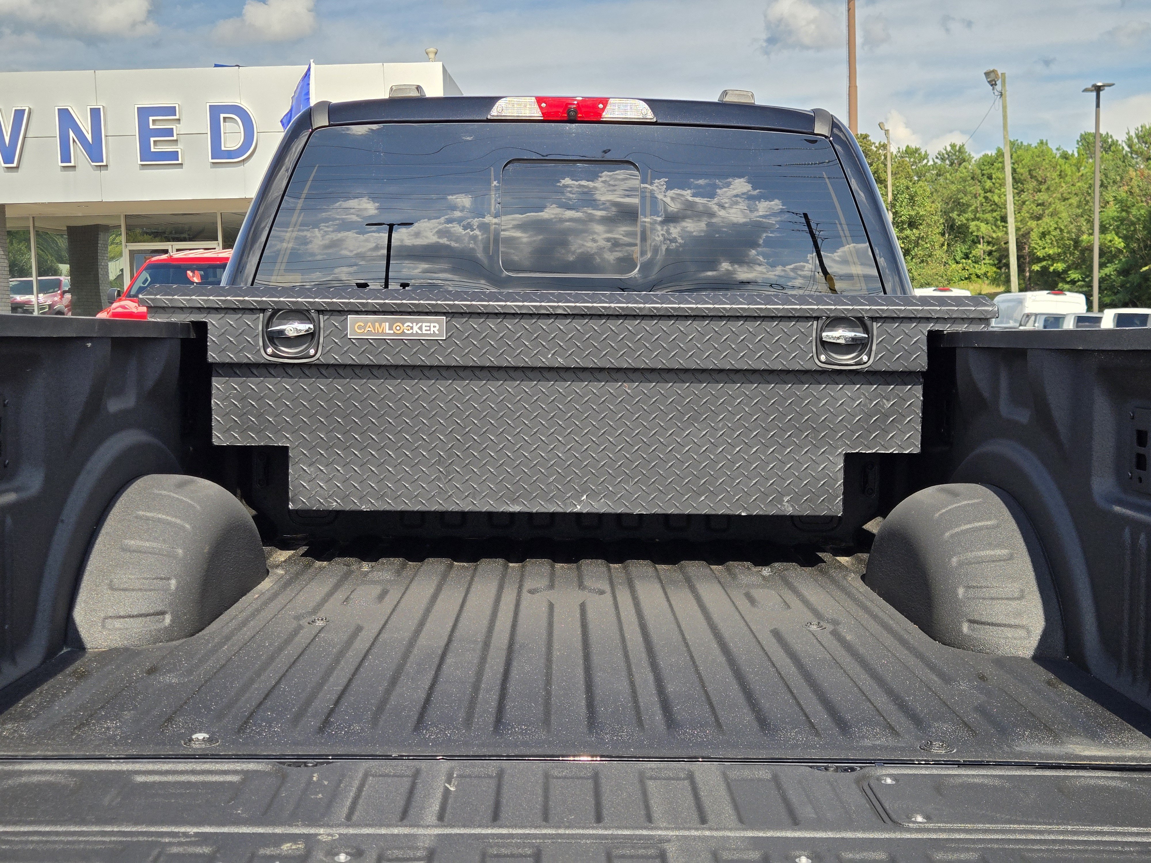 Certified 2025 Ford F350 Platinum w/ Platinum Plus Package AWD/4WD image 12