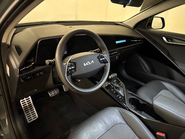 Used 2023 Kia Niro EX Touring FWD image 6