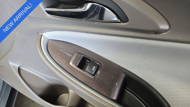 Used 2025 Chevrolet Malibu LT FWD image 23
