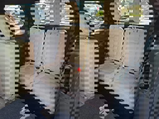 Certified 2018 Ford Explorer XLT image 18