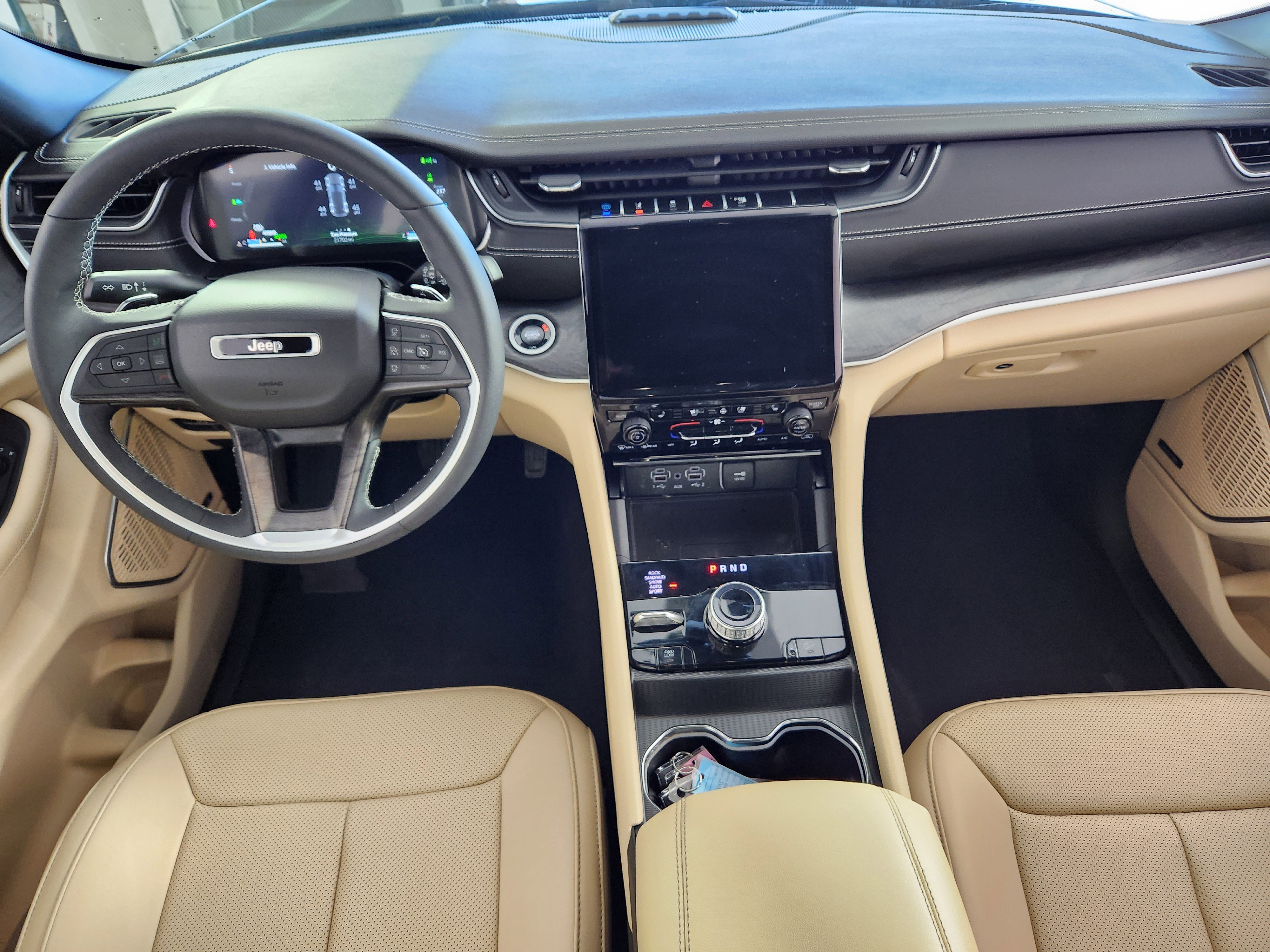 Used 2024 Jeep Grand Cherokee Limited 4xe w/ Luxury Tech Group II image 15