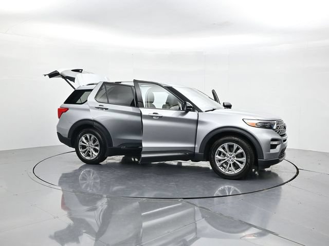 Certified 2023 Ford Explorer Limited w/ Equipment Group 301A RWD image 57