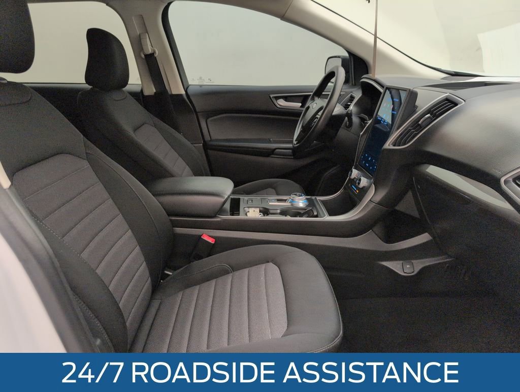 Certified 2021 Ford Edge SE image 15
