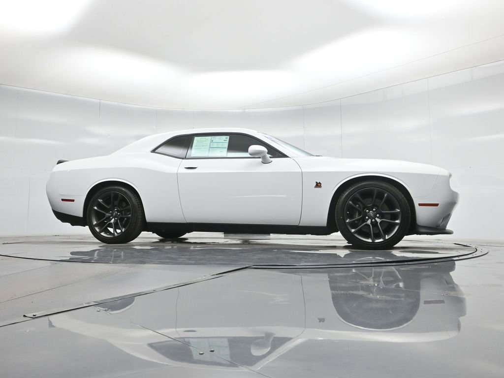 Used 2020 Dodge Challenger R/T Scat Pack RWD image 12