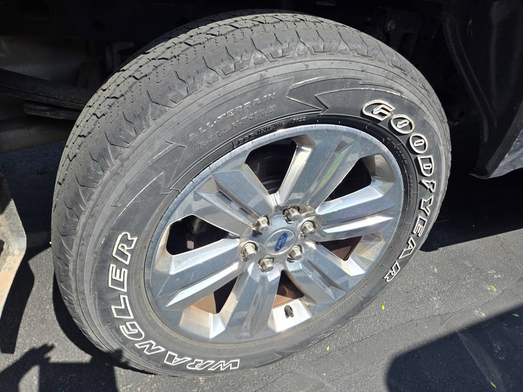 Certified 2019 Ford F150 XLT w/ Equipment Group 302A Luxury AWD/4WD image 20