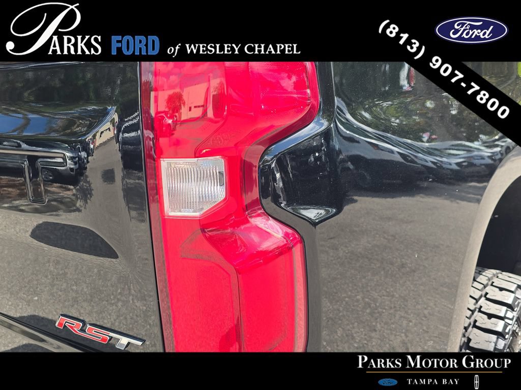 Used 2020 Chevrolet Silverado 1500 RST AWD/4WD image 7