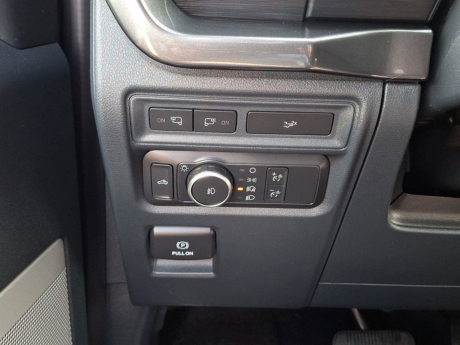 Certified 2022 Ford F150 XLT w/ Equipment Group 302A High image 22