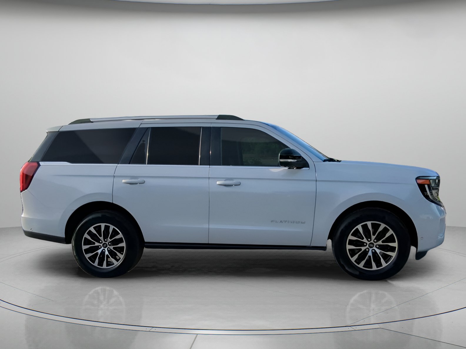 Certified 2025 Ford Expedition Platinum AWD/4WD image 33