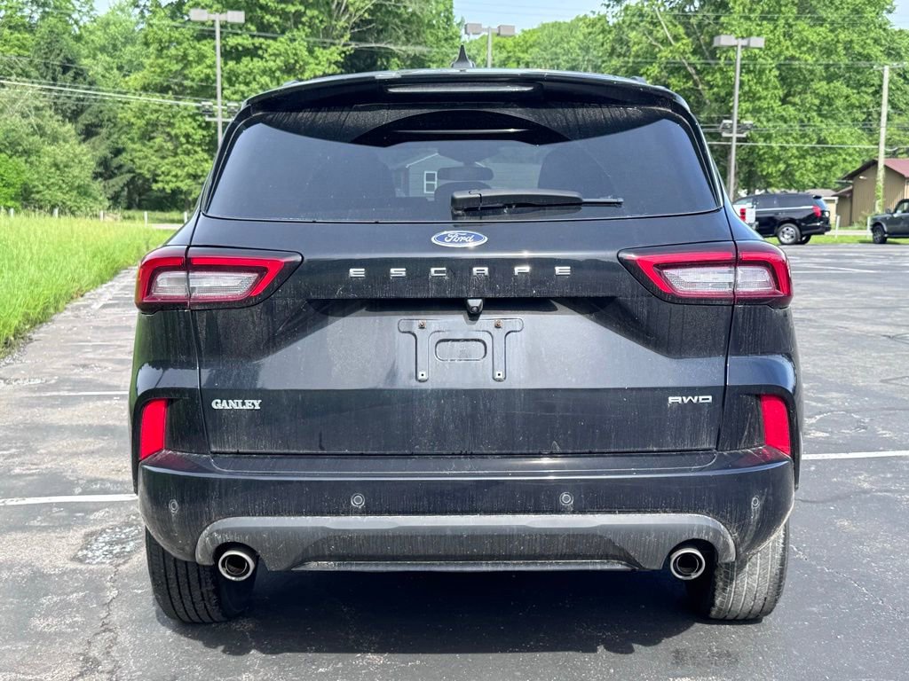 Certified 2023 Ford Escape ST-Line w/ Tech Pack #1 AWD/4WD image 6