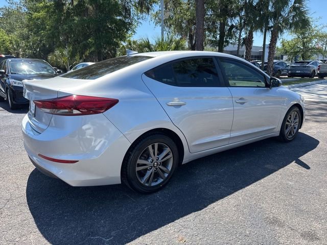 Used 2018 Hyundai Elantra SEL w/ Cargo Package FWD image 4