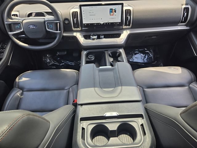 Certified 2025 Ford Expedition Active AWD/4WD image 16