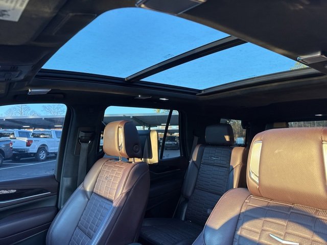 Used 2022 Cadillac Escalade Sport Platinum image 10