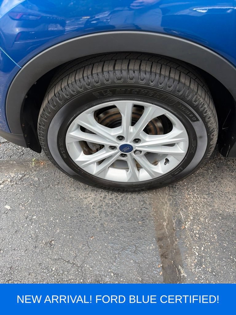 Certified 2017 Ford Escape SE w/ SE Leather Comfort Package FWD image 11