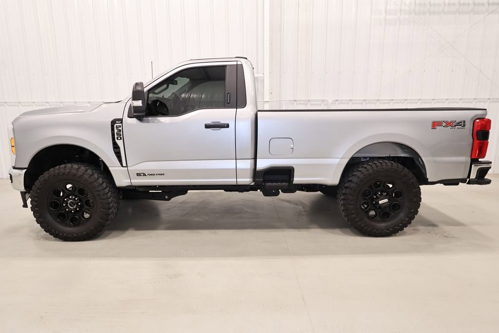 Certified 2023 Ford F350 XLT w/ 360-Degree Camera Package AWD/4WD image 2
