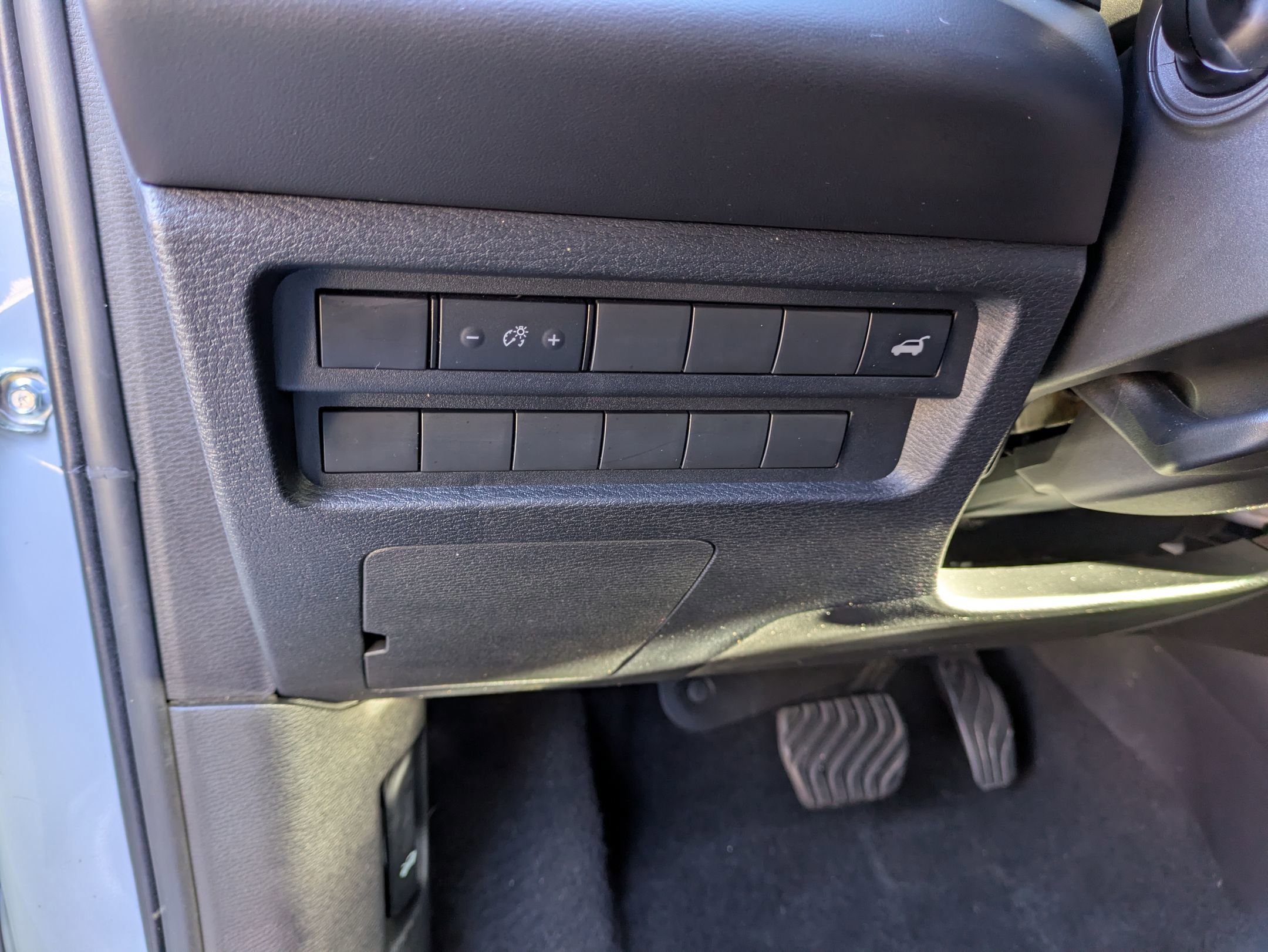 Used 2024 Mitsubishi Outlander SEL Black Edition image 17