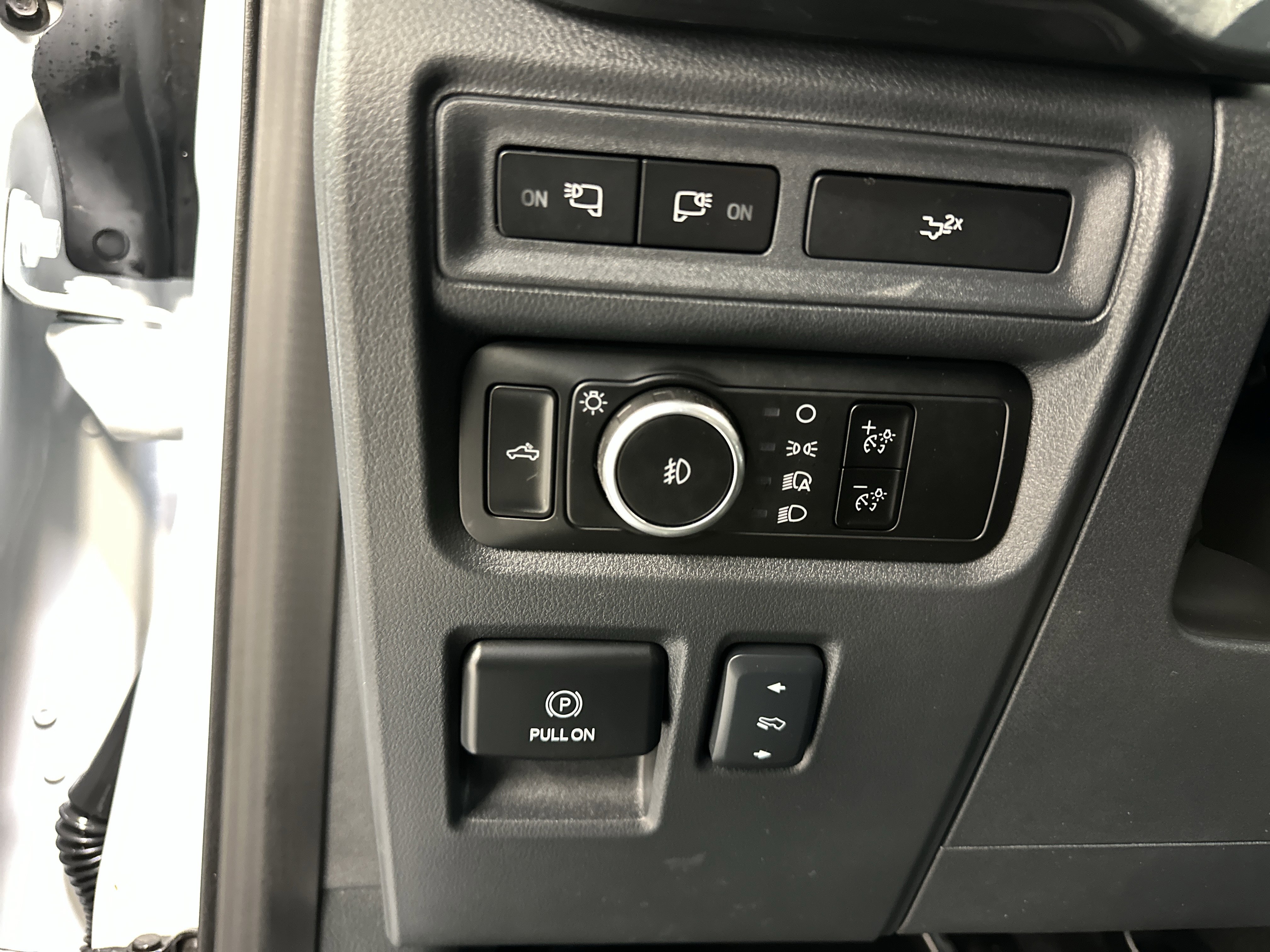 Certified 2023 Ford F150 XLT w/ Equipment Group 302A High image 24