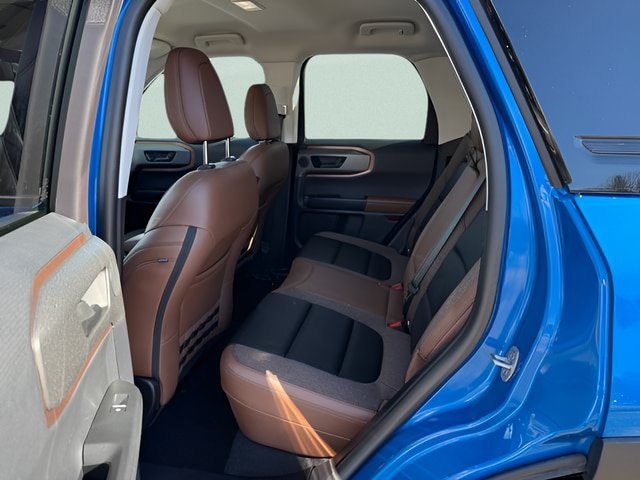 Certified 2025 Ford Bronco Sport Outer Banks w/ Outer Banks Tech Package+ AWD/4WD image 5