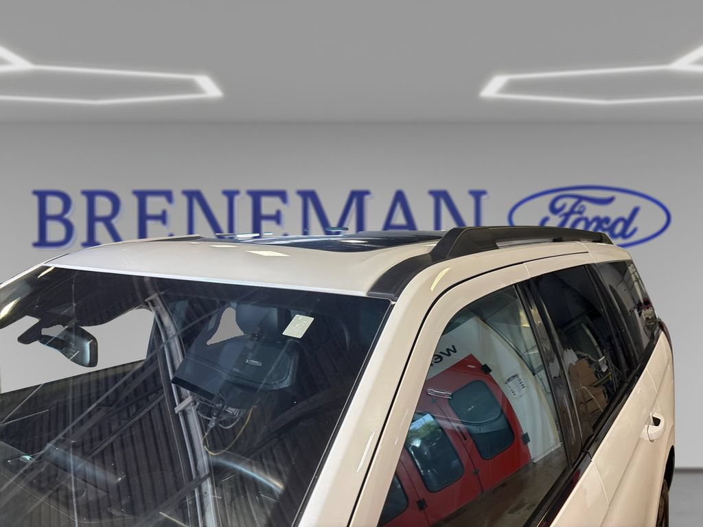 Certified 2025 Ford Expedition Platinum w/ Stealth Appearance Package AWD/4WD image 15