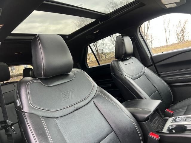 Certified 2023 Ford Explorer ST w/ Equipment Group 401A image 39