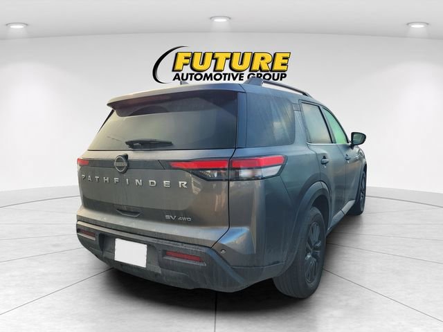 Used 2022 Nissan Pathfinder SV image 3