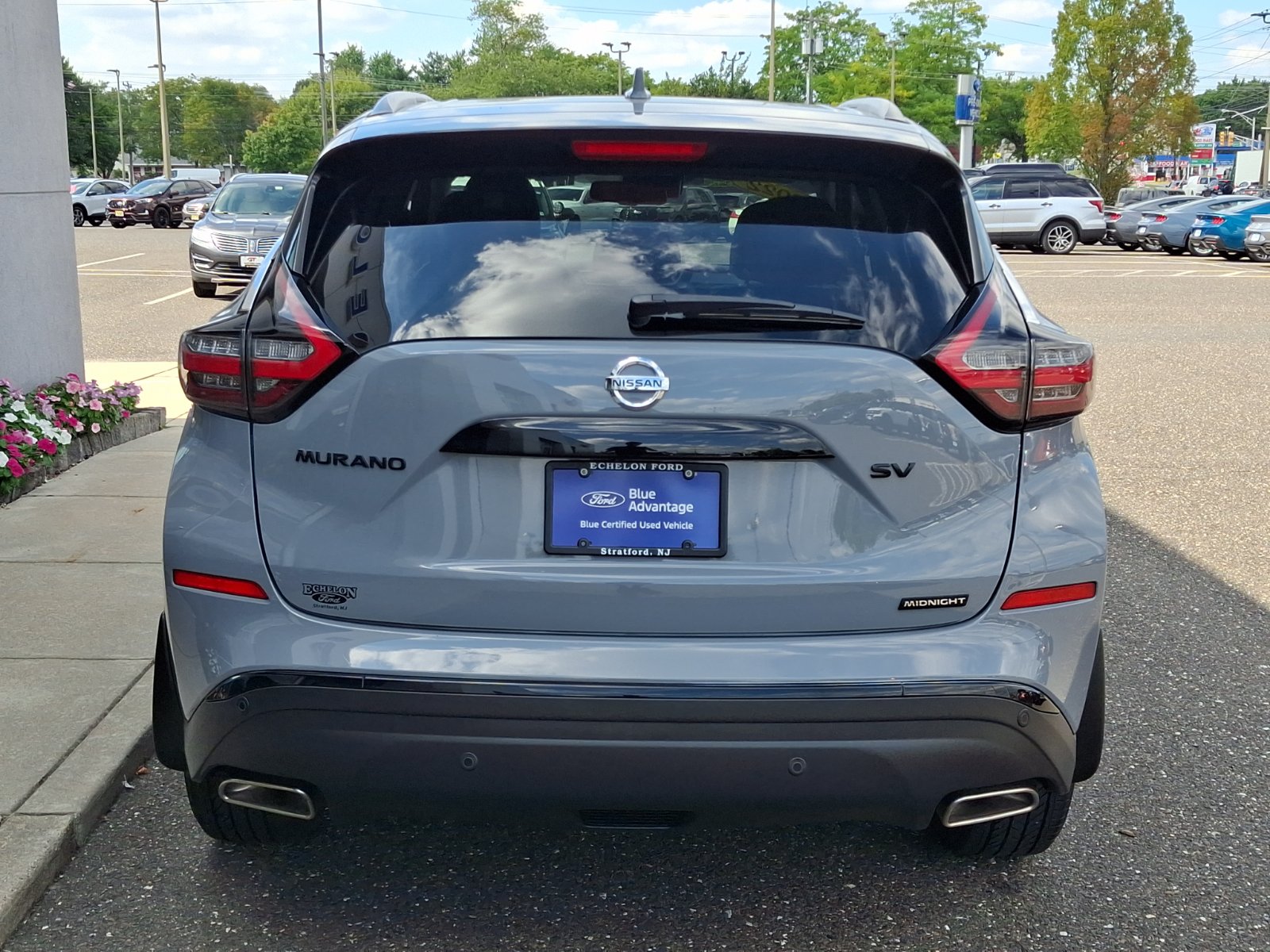 Used 2022 Nissan Murano SV w/ SV Midnight Edition Package FWD image 5