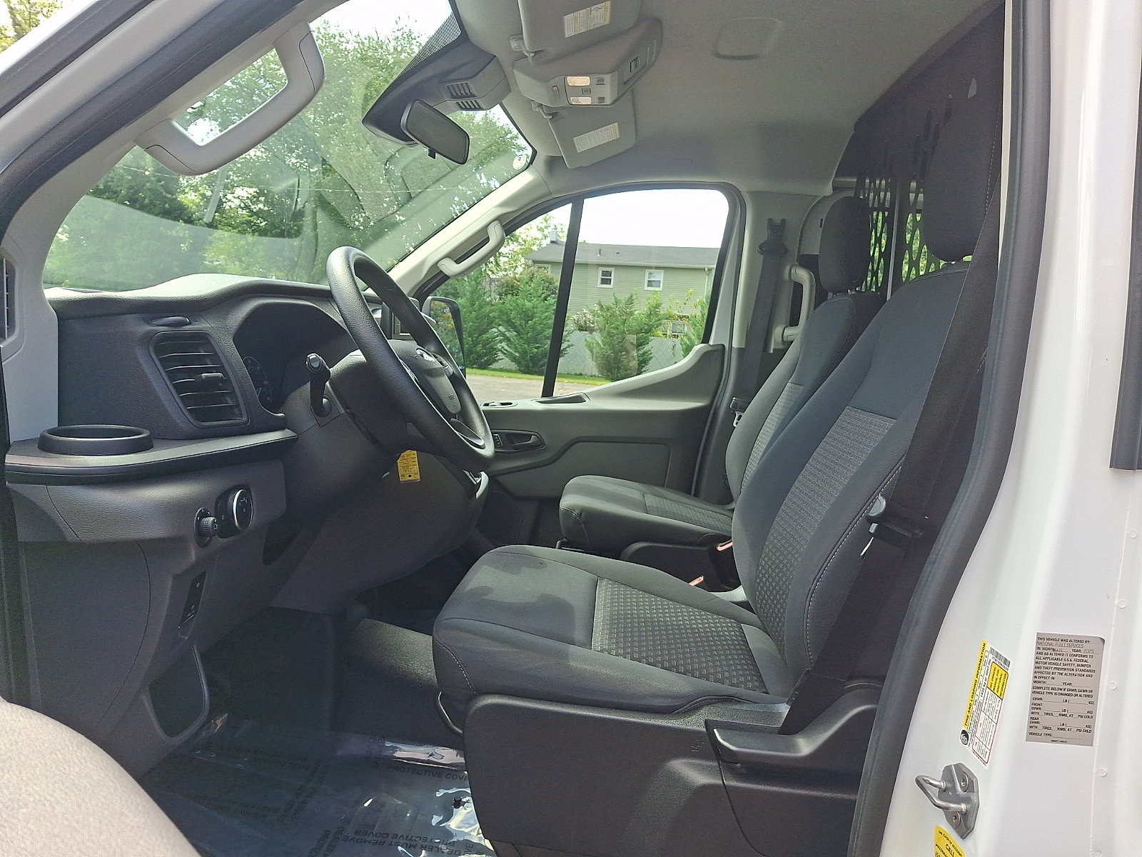 Certified 2025 Ford Transit 250 Low Roof w/ Exterior Upgrade Package RWD image 15