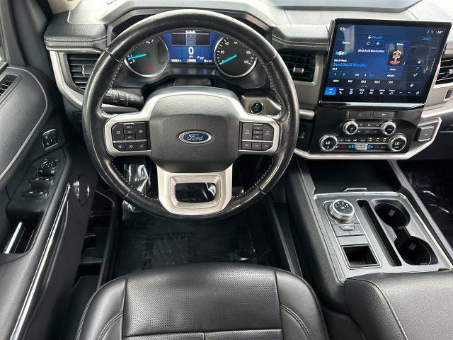Certified 2022 Ford Expedition XLT image 5