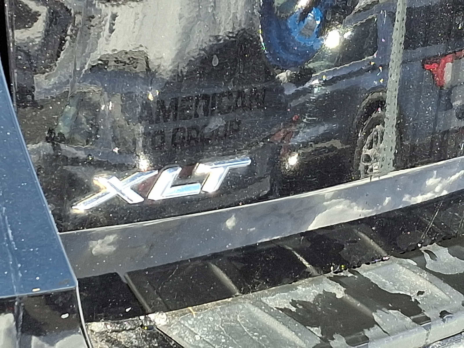 Certified 2022 Ford Explorer XLT w/ Equipment Group 202A image 35