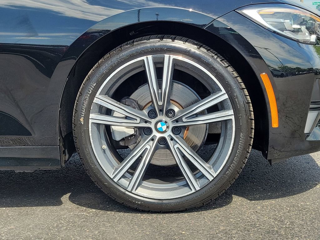 Used 2021 BMW 330i Sedan w/ Convenience Package RWD image 9